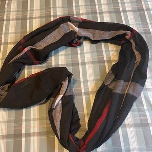 Over sized scarf non brand black and red in color connected